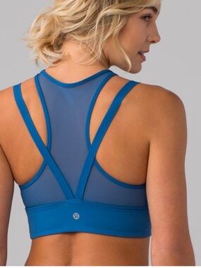 lululemon athletica Sun Setter Sports Bra in Teal Blue